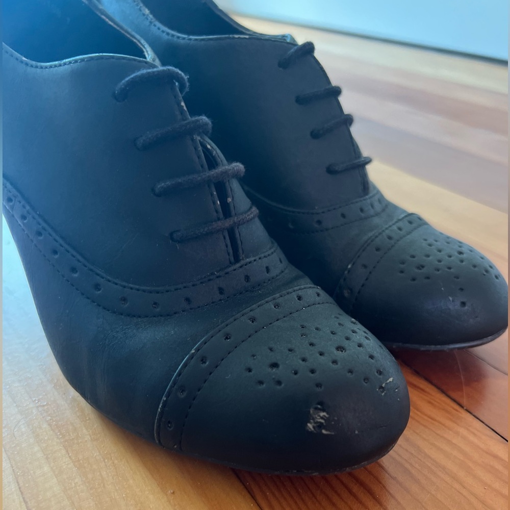 Lace up heeled witch boot - Picture 2 of 10